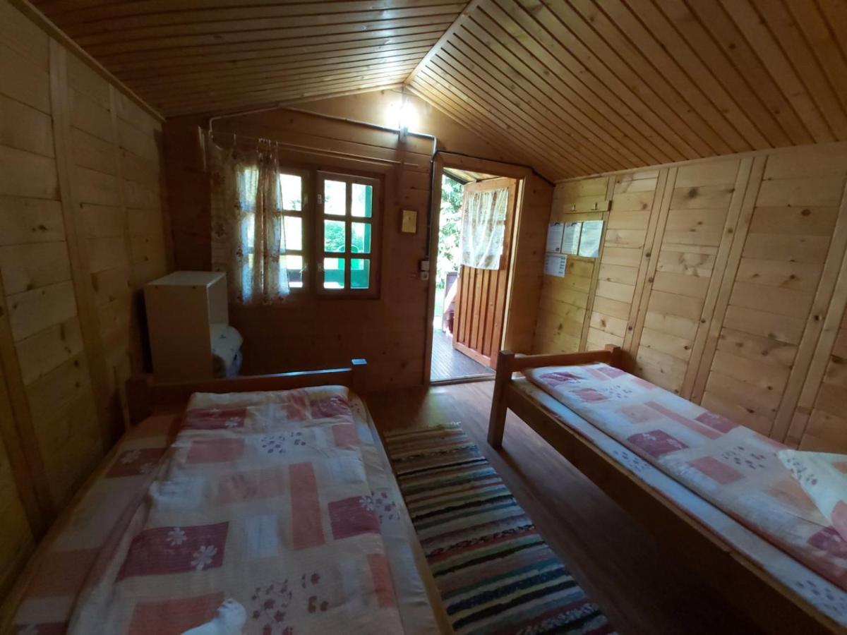 Bungalow Camping Edelweiss - Floare De Colt - Gyopar Rimetea Zewnętrze zdjęcie