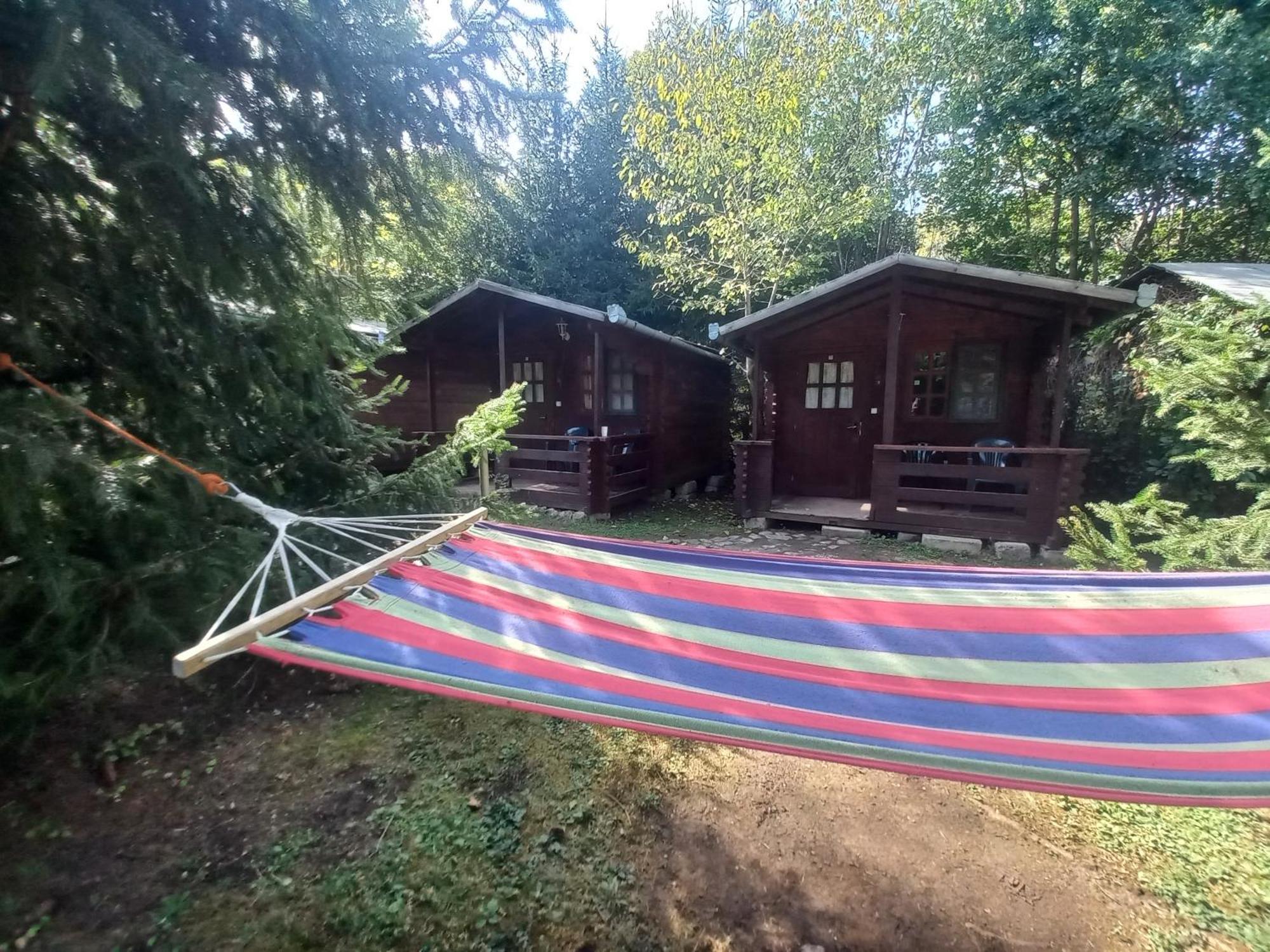 Bungalow Camping Edelweiss - Floare De Colt - Gyopar Rimetea Zewnętrze zdjęcie